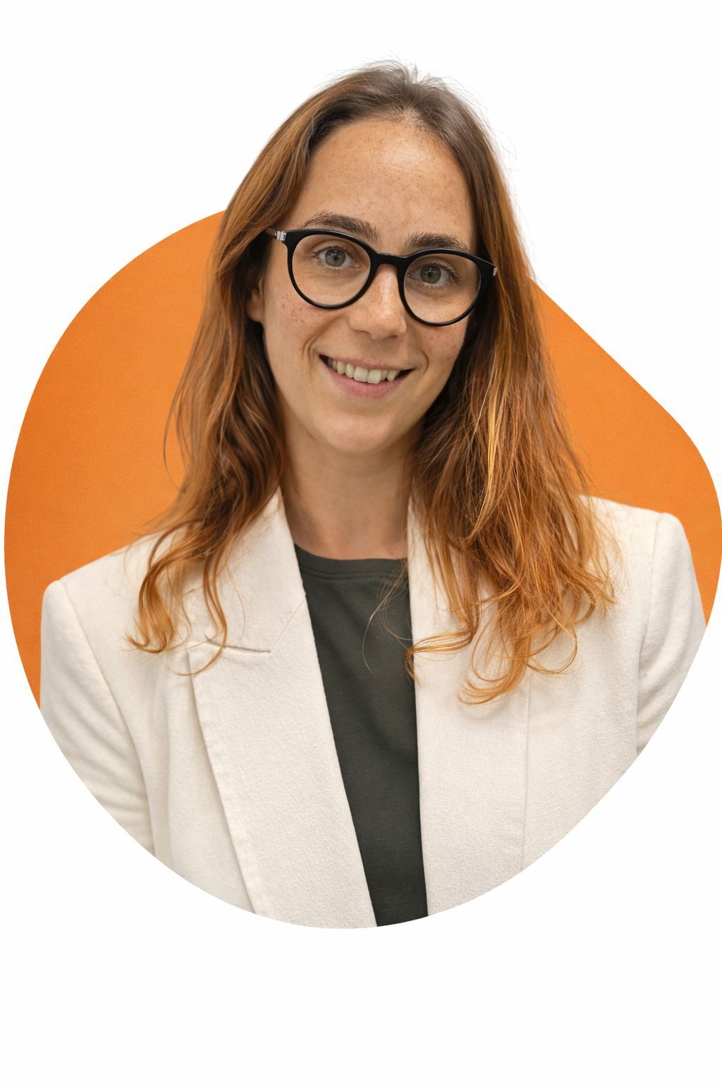 Clara teixeira client relation manager